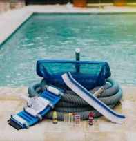 Jasa perawatan kolam