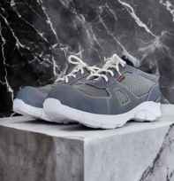 SEPATU SAFETY