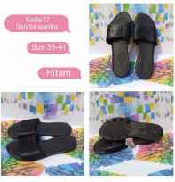 Kode 17. Sandal baru
