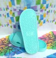 Sandal wanita
