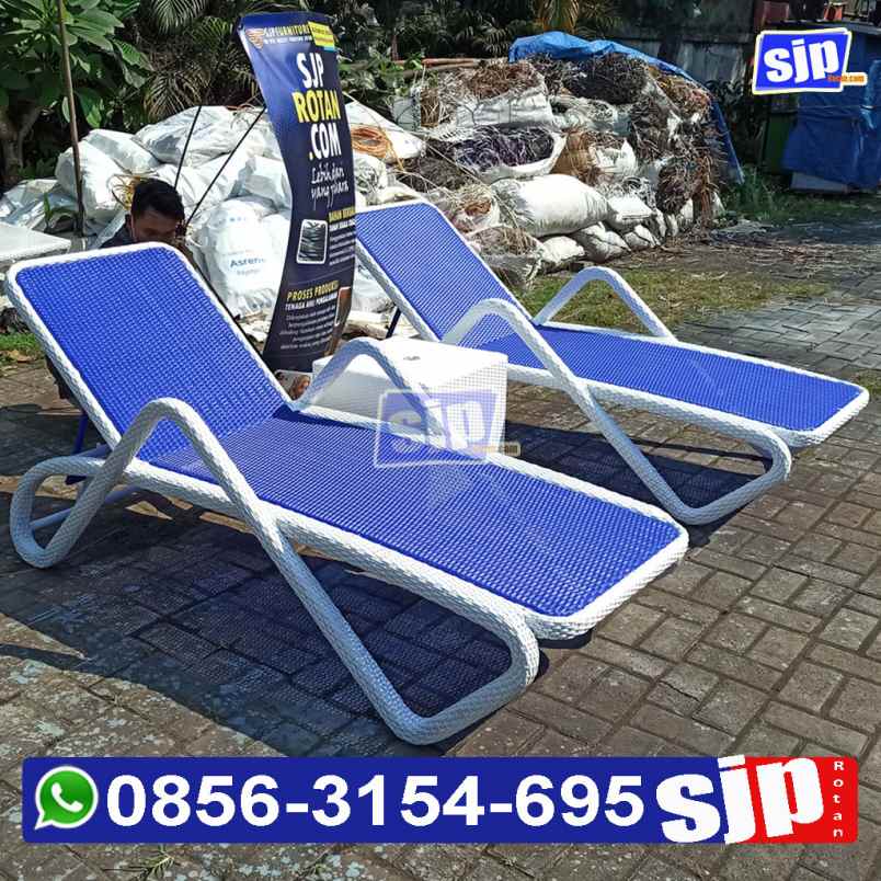 mebel batu