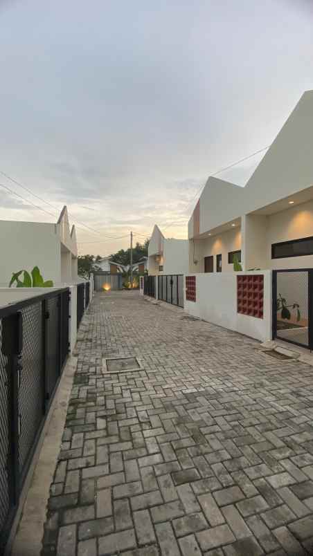 rumah bekasi