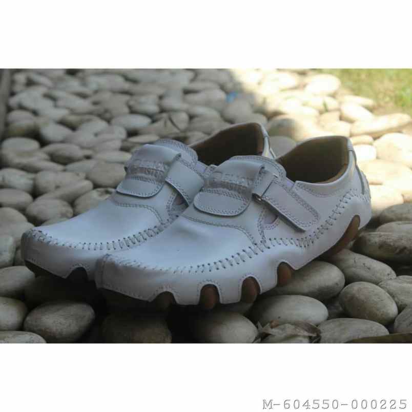 sepatu dan sandal cibodas