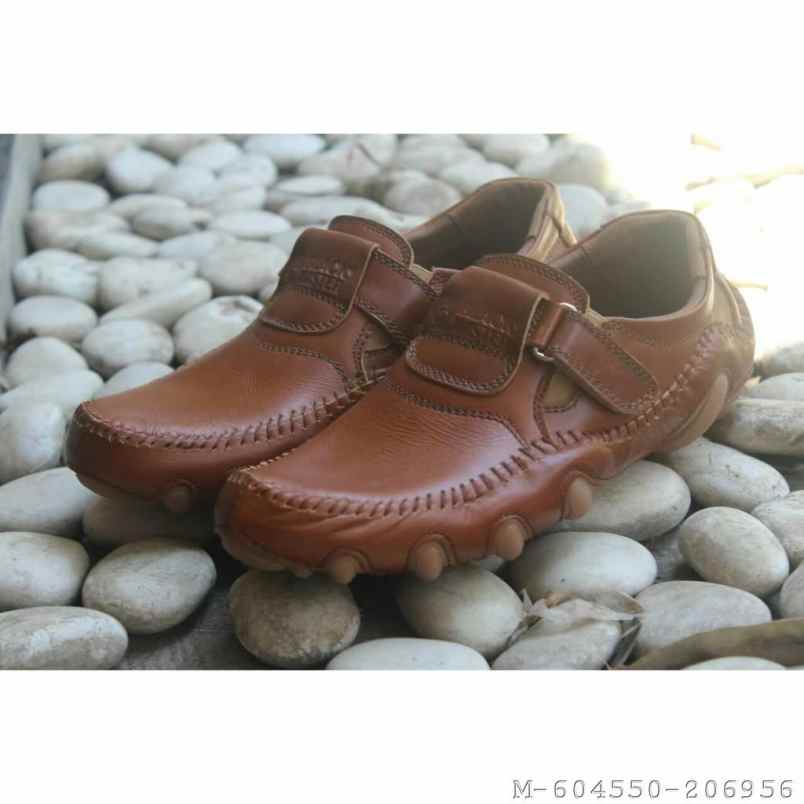 sepatu dan sandal cibodas