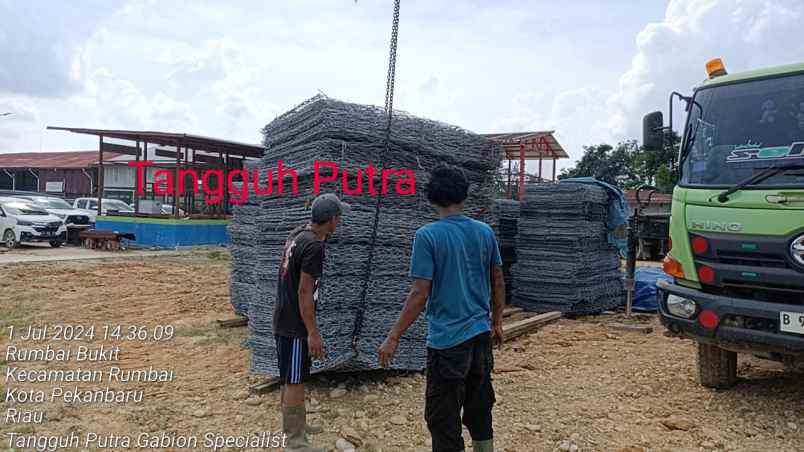 alat bangunan tapung hilir