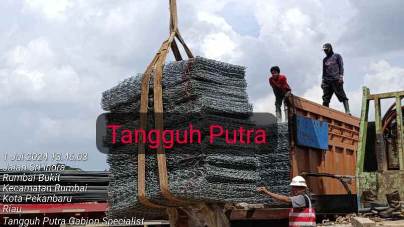 alat bangunan tapung hulu