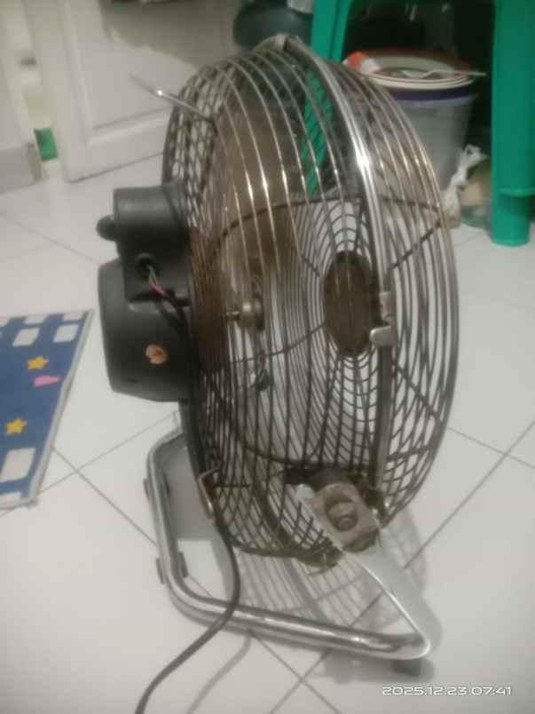 elektronik lain taman sari