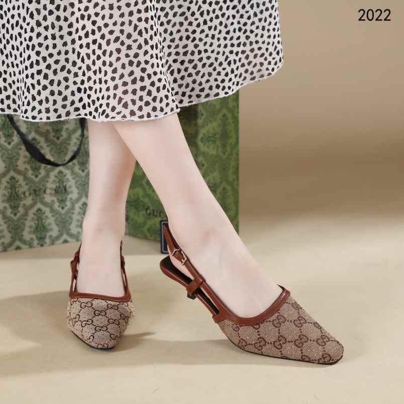 sepatu dan sandal ciputat