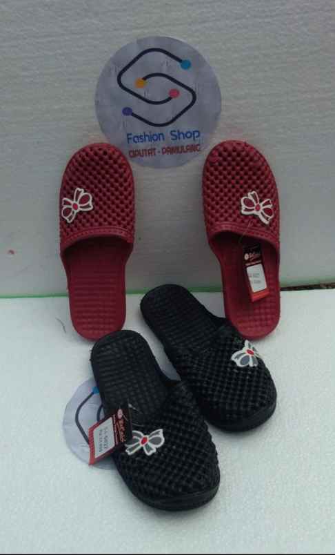 sepatu dan sandal ciputat