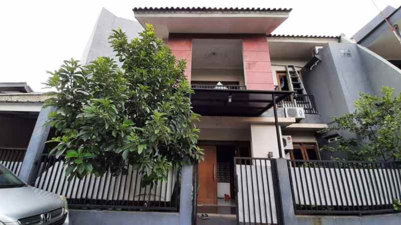 kost depok