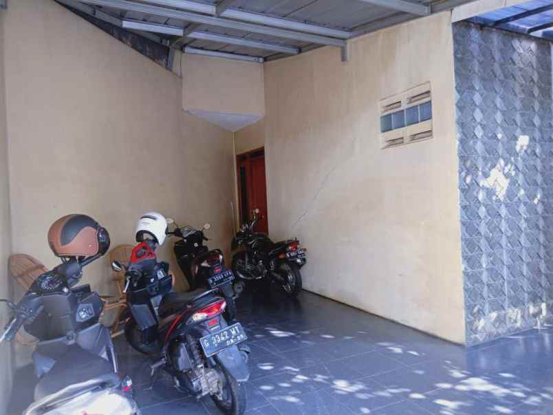kost depok