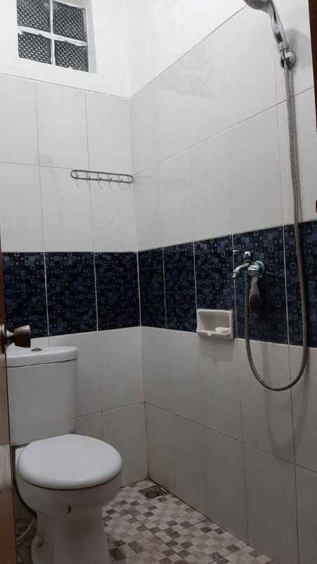 kost depok