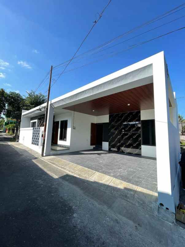 rumah sleman