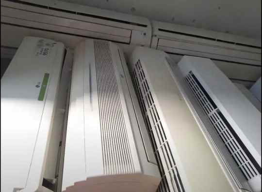 ac jakarta pusat