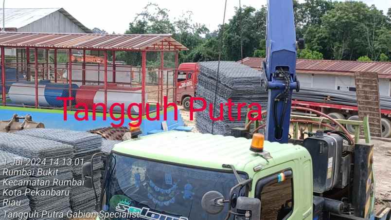 alat bangunan rangsang pesisir