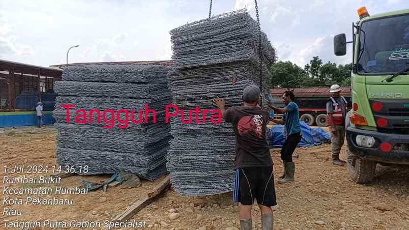 alat bangunan rangsang pesisir