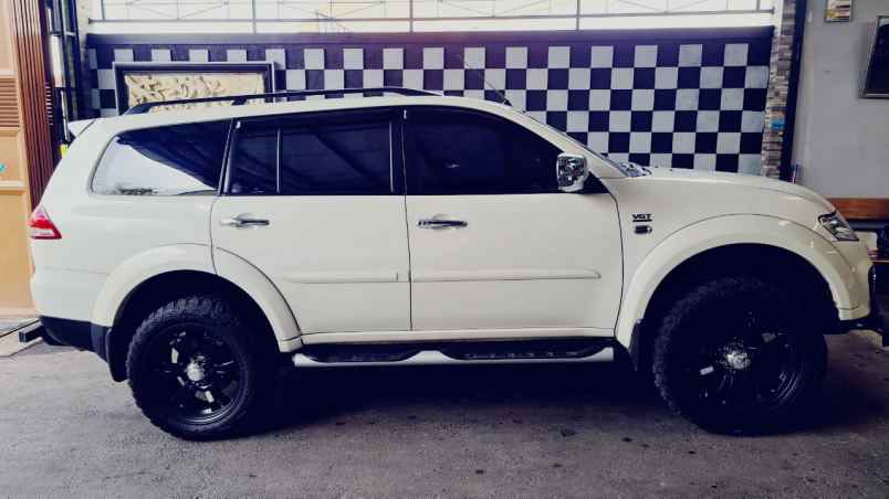 pajero sport mlati