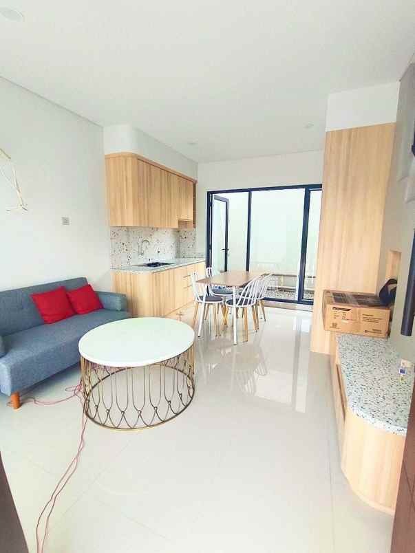 rumah jakarta timur