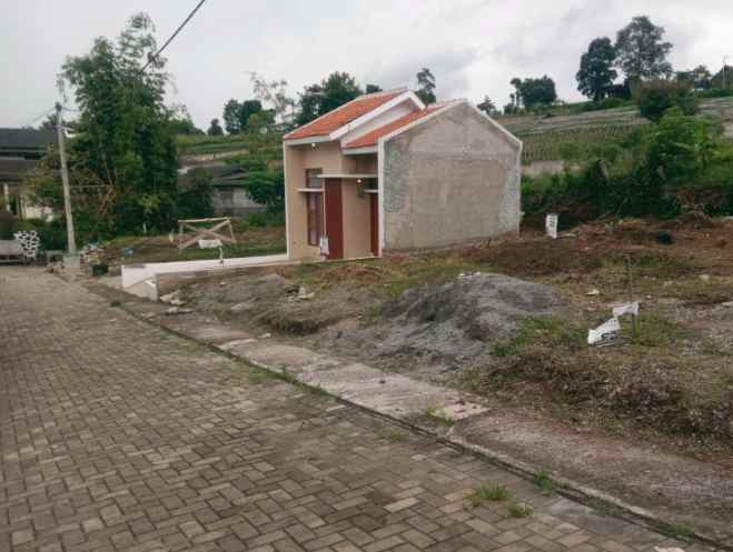 rumah ngamprah