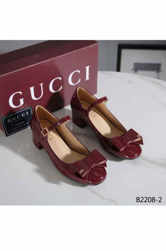 sepatu dan sandal tangerang selatan