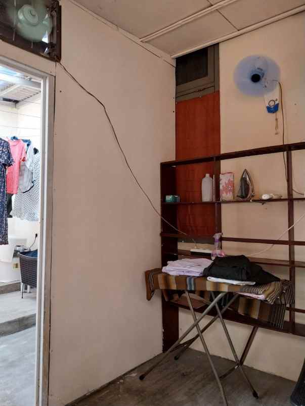 kost ciputat timur