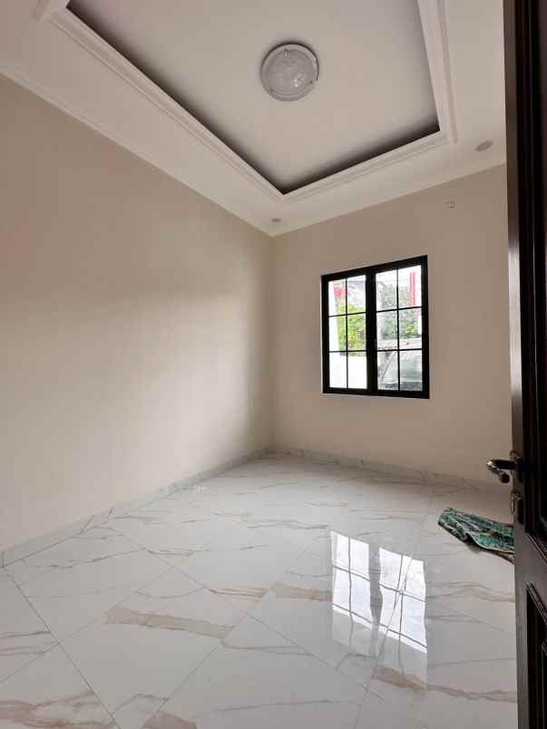 rumah bekasi