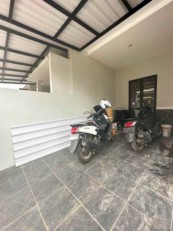 rumah jakarta timur