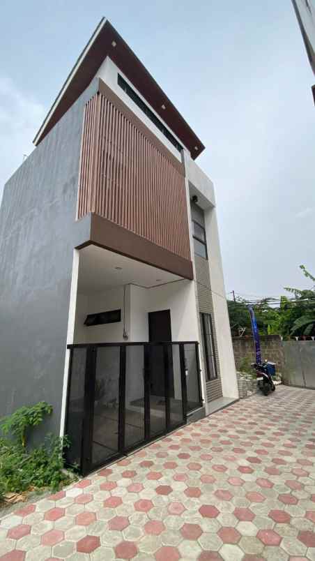 rumah jakarta timur