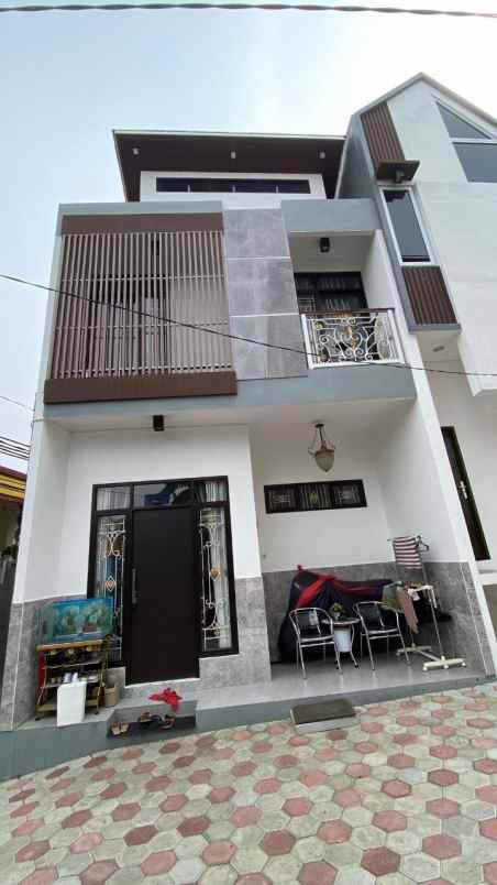 rumah jakarta timur