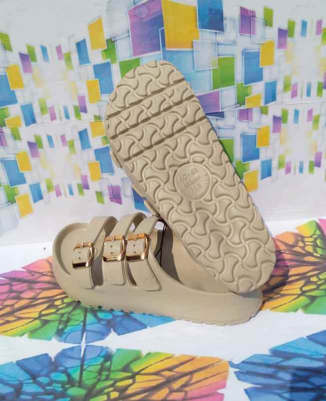 sepatu dan sandal tangerang selatan