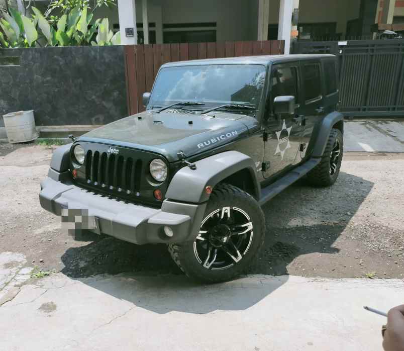 Wrangler JK on 32 Wheels