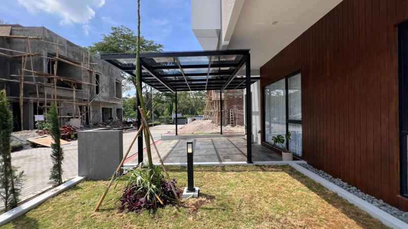 rumah coblong