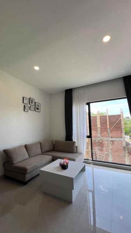 rumah coblong
