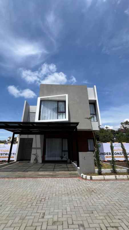 rumah coblong