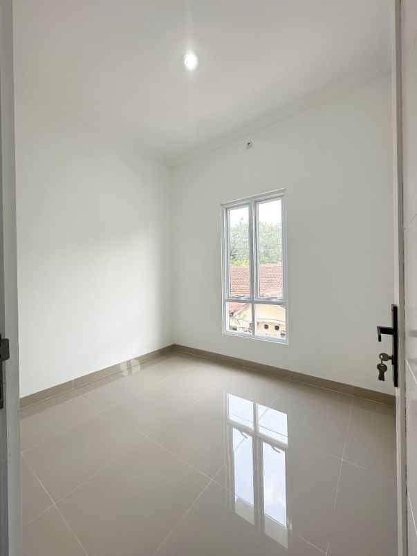 rumah jakarta timur