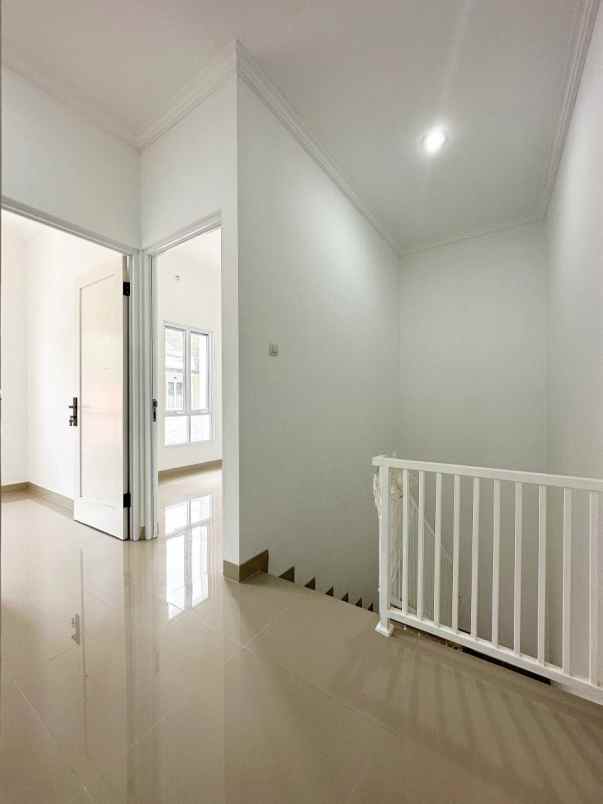 rumah jakarta timur