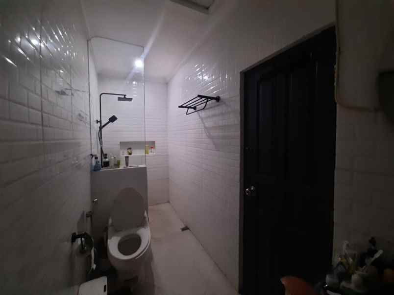 rumah kramat jati