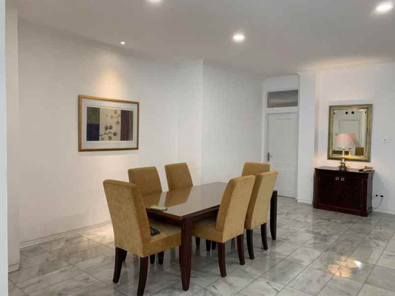 apartemen kebayoran baru