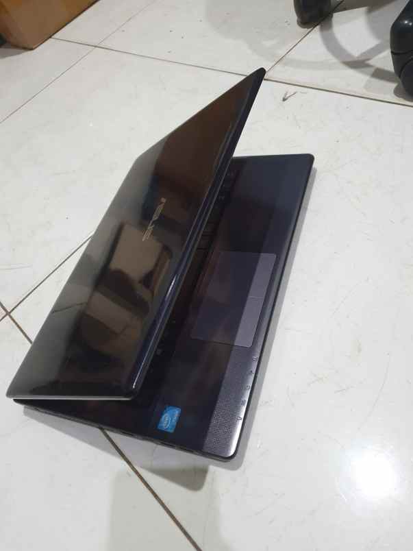 laptop adipala