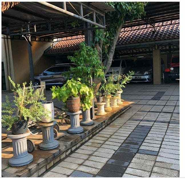 rumah ciracas