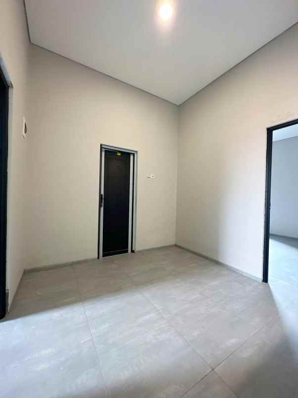 rumah jakarta timur