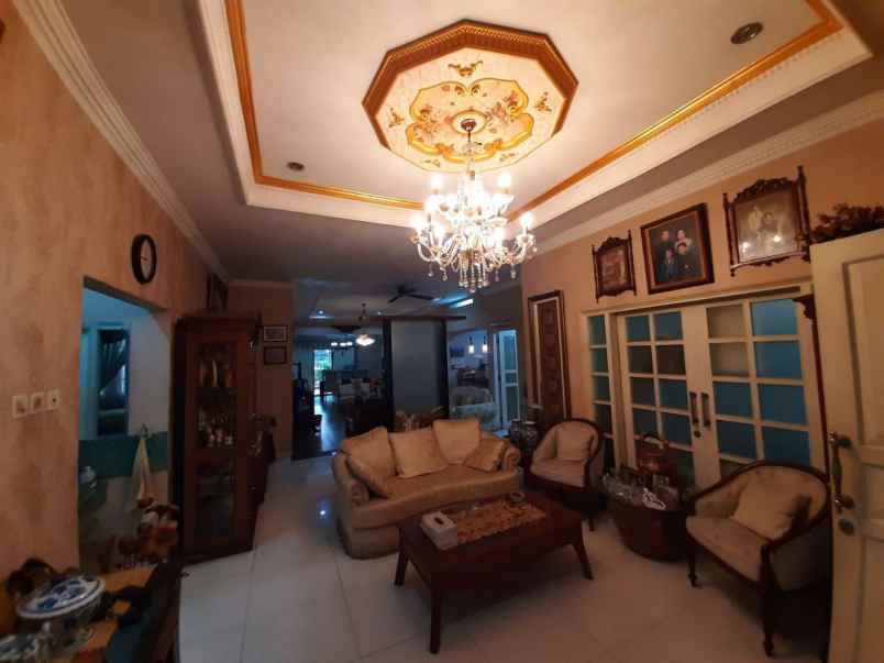 rumah jakarta timur