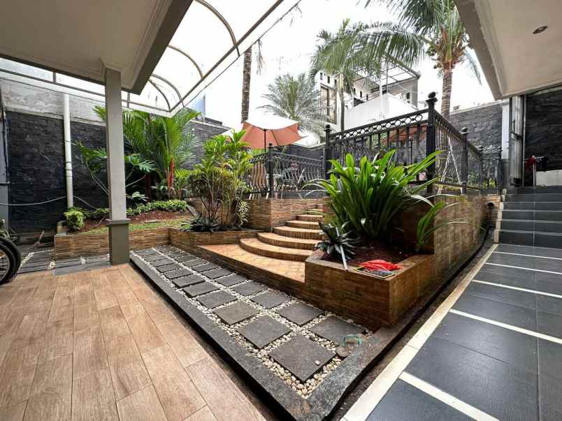 rumah jakarta timur