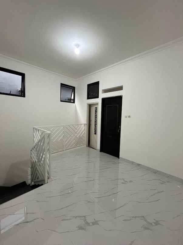 rumah kramat jati