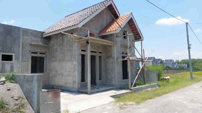 rumah sukoharjo