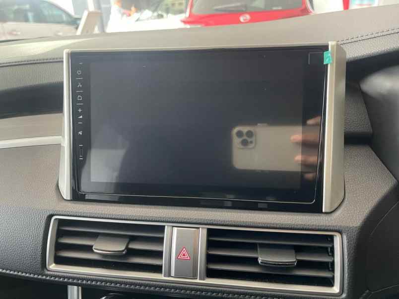 livina gambir