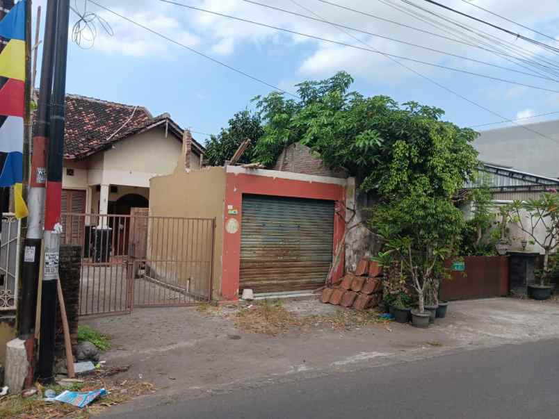 rumah kasihan