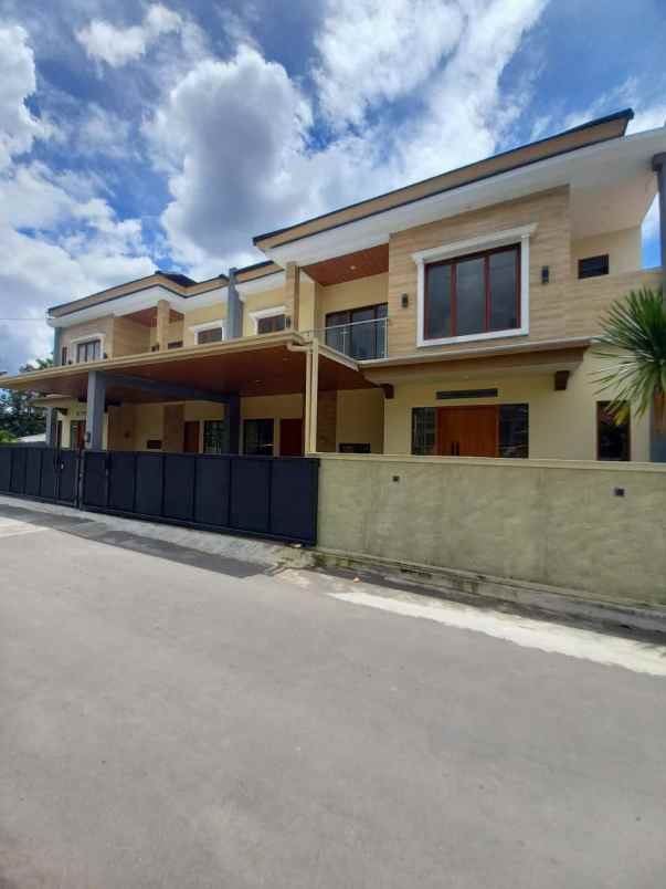 rumah sleman