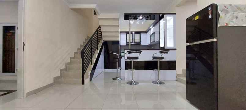 rumah pasar minggu