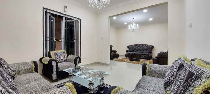 rumah pasar minggu